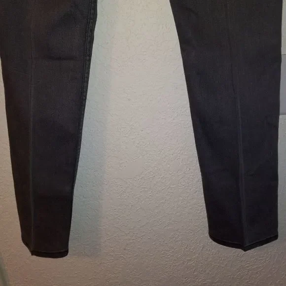 LEVI STRAUSS & CO 511 ORIGINAL RIVETED JEANS - Picture 7 of 9